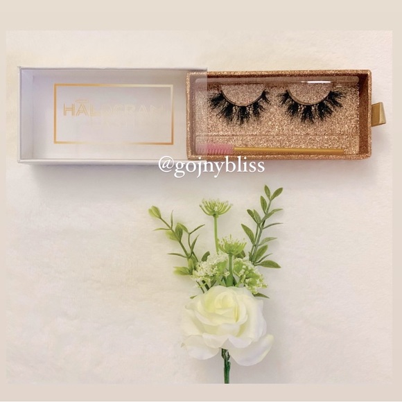 Halogram Lashes  • "Heavenly" False Lashes (NWOT) - Picture 4 of 6